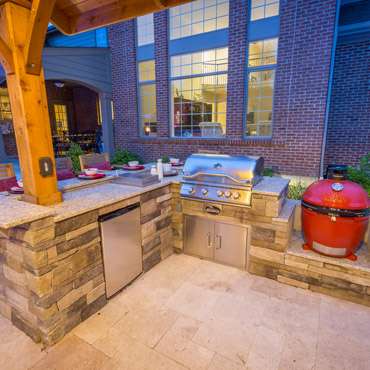 Photo Gallery -Outdoor Bars & Grilles